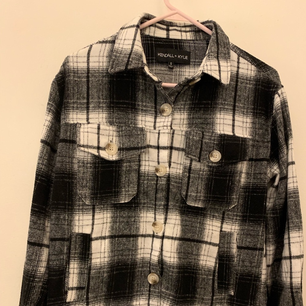 Women’s Kendall & Kylie flannel shirt/jacket size small